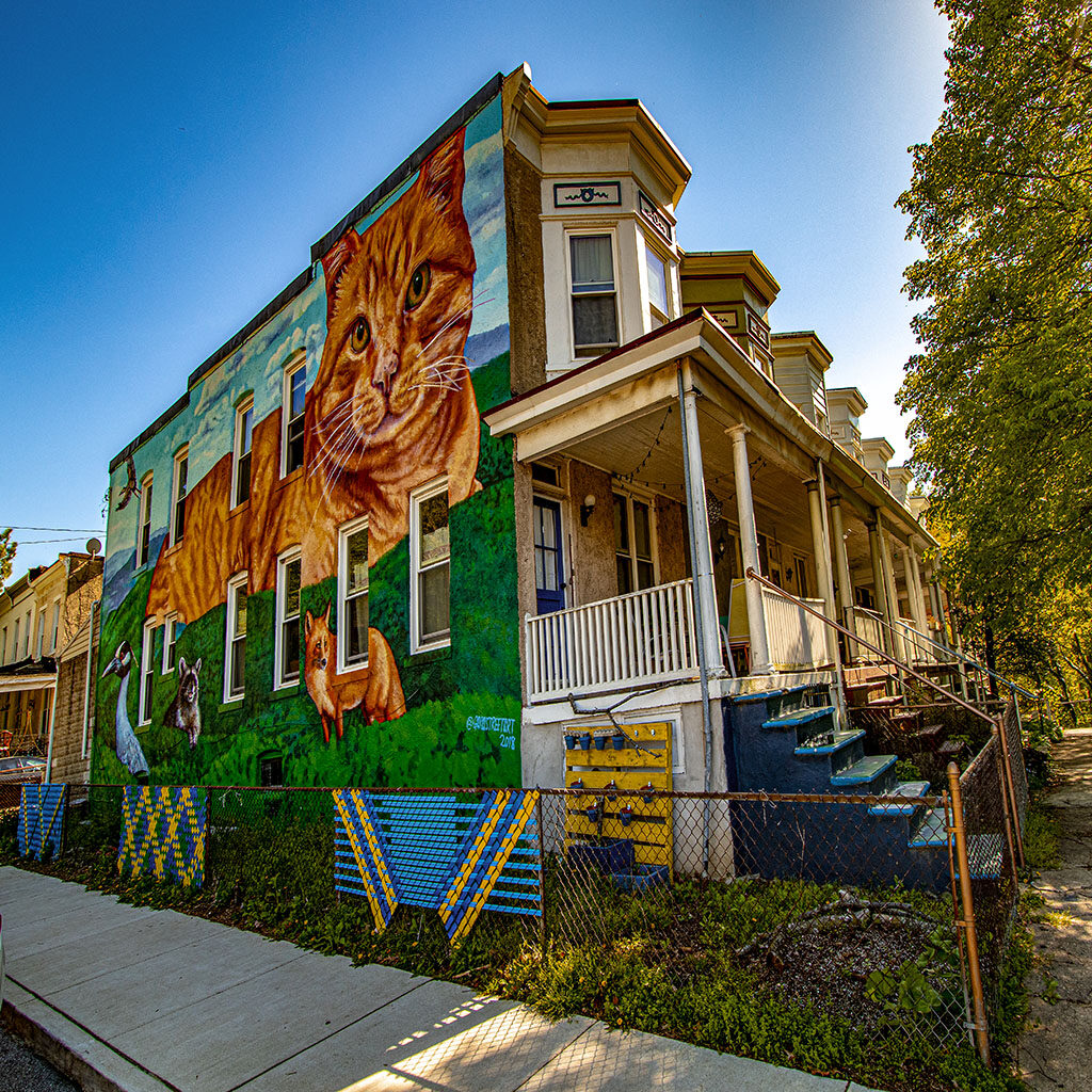 Cat Remington Mural Gaia, photo Ⓒ Edward Weiss for the Central Baltimore Partnership
